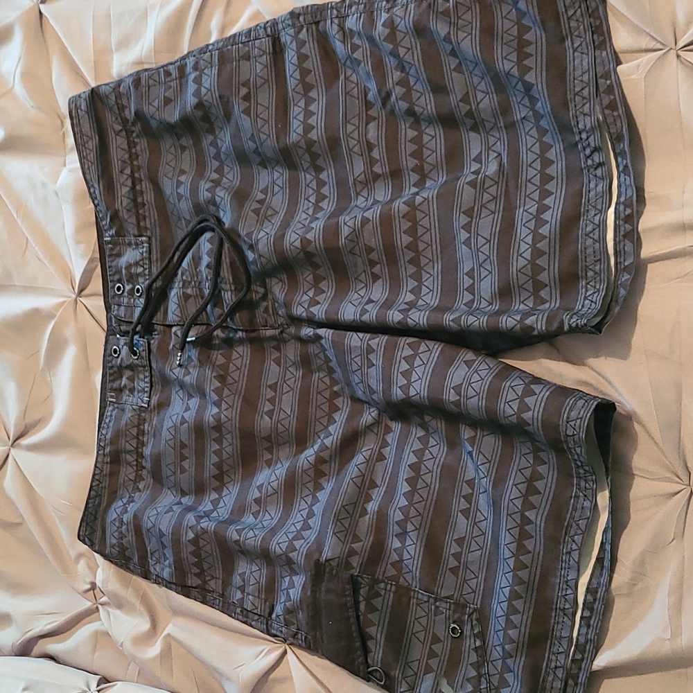 CLEARANCE - American eagle board shorts